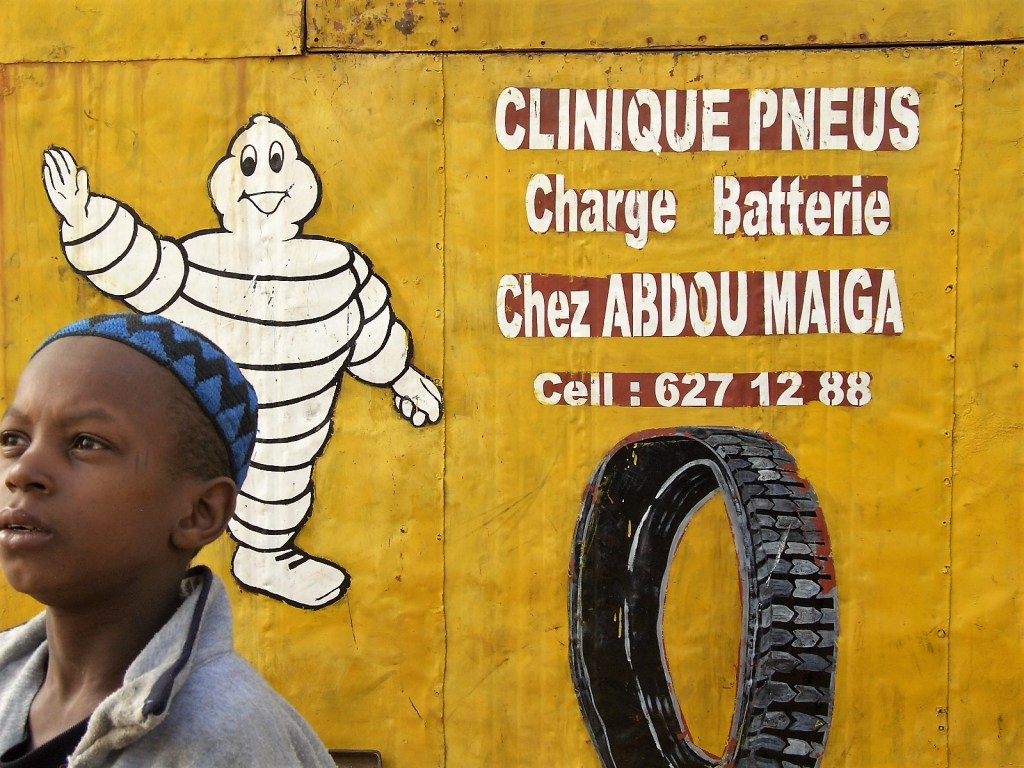 CUCCIOLODiRUSPA | BIMBO IN OFFICINA